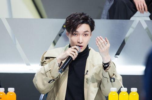 张艺兴爆料海南女孩视频,海南女孩的独特魅力瞬间 第1张 张艺兴爆料海南女孩视频,海南女孩的独特魅力瞬间 第1张